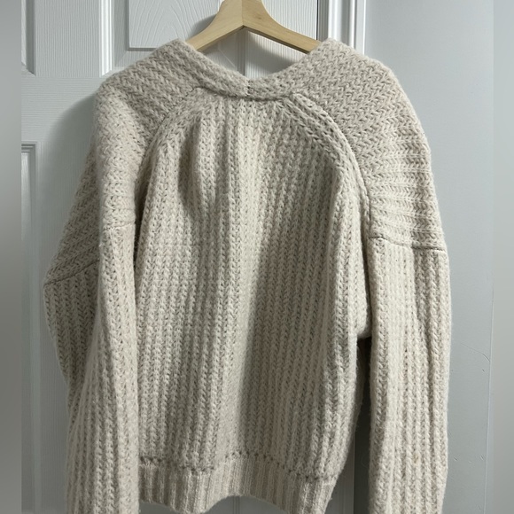 Wilfred Jillian Cardigan - Picture 9 of 9